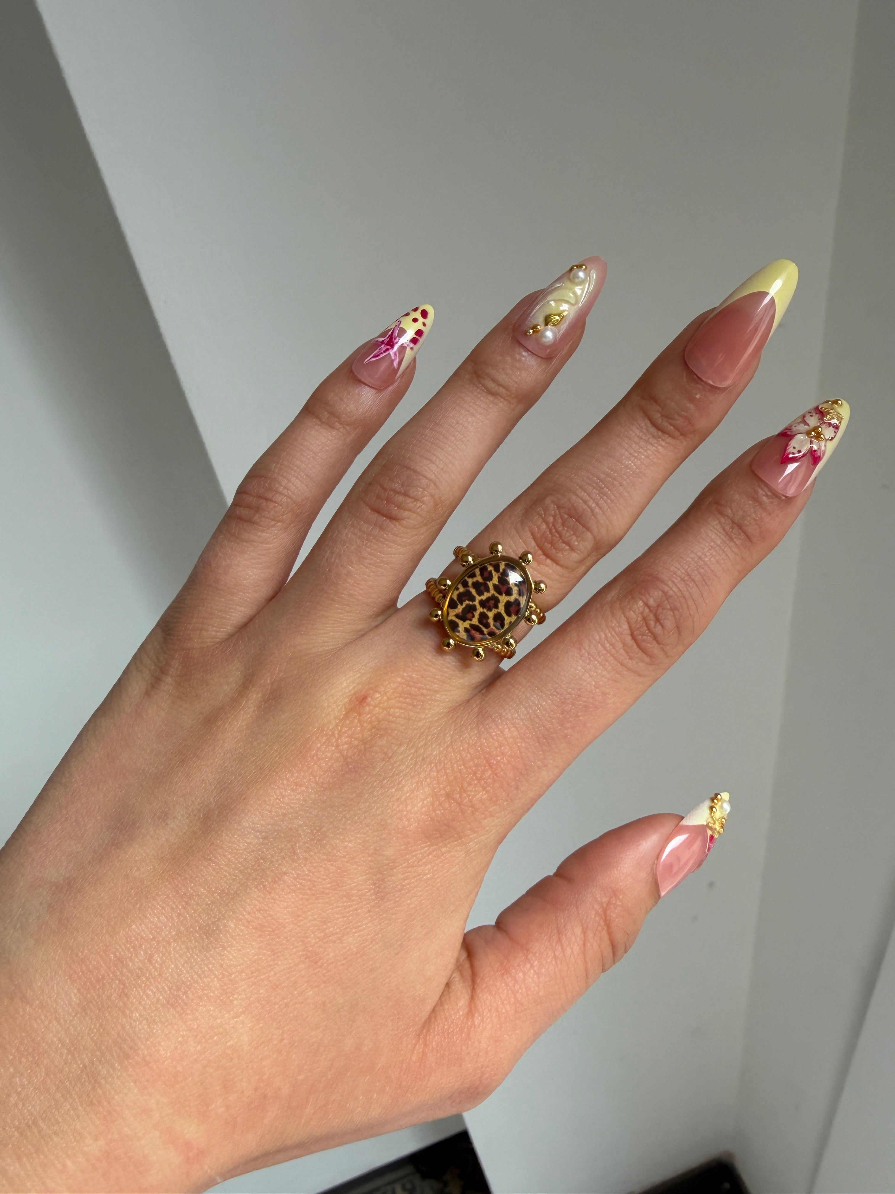 La bague Féline