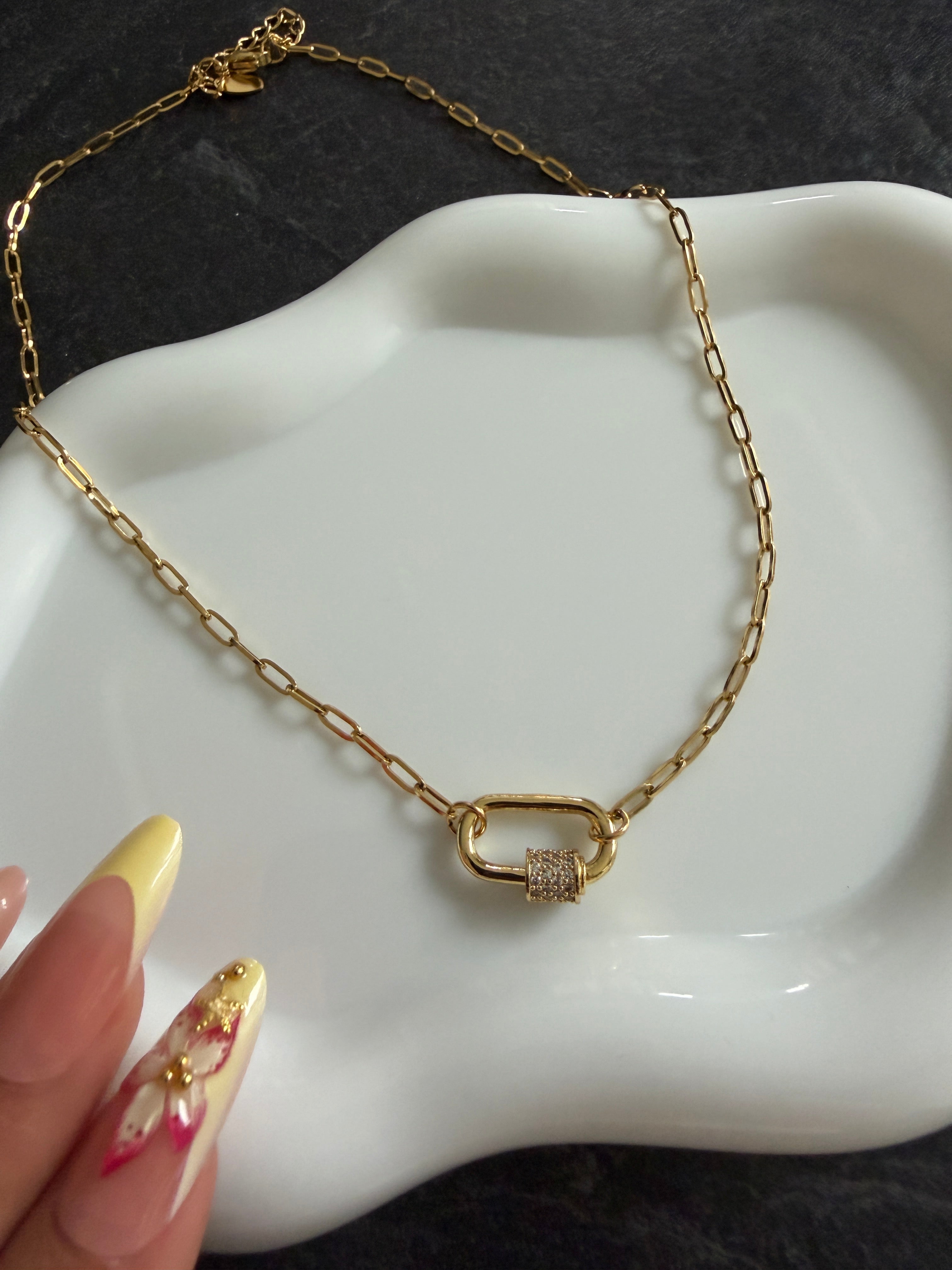 Le collier Éléa